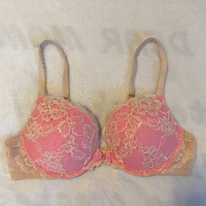 Victoria's Secret Body By Victoria Push-Up Bra-Size 36C